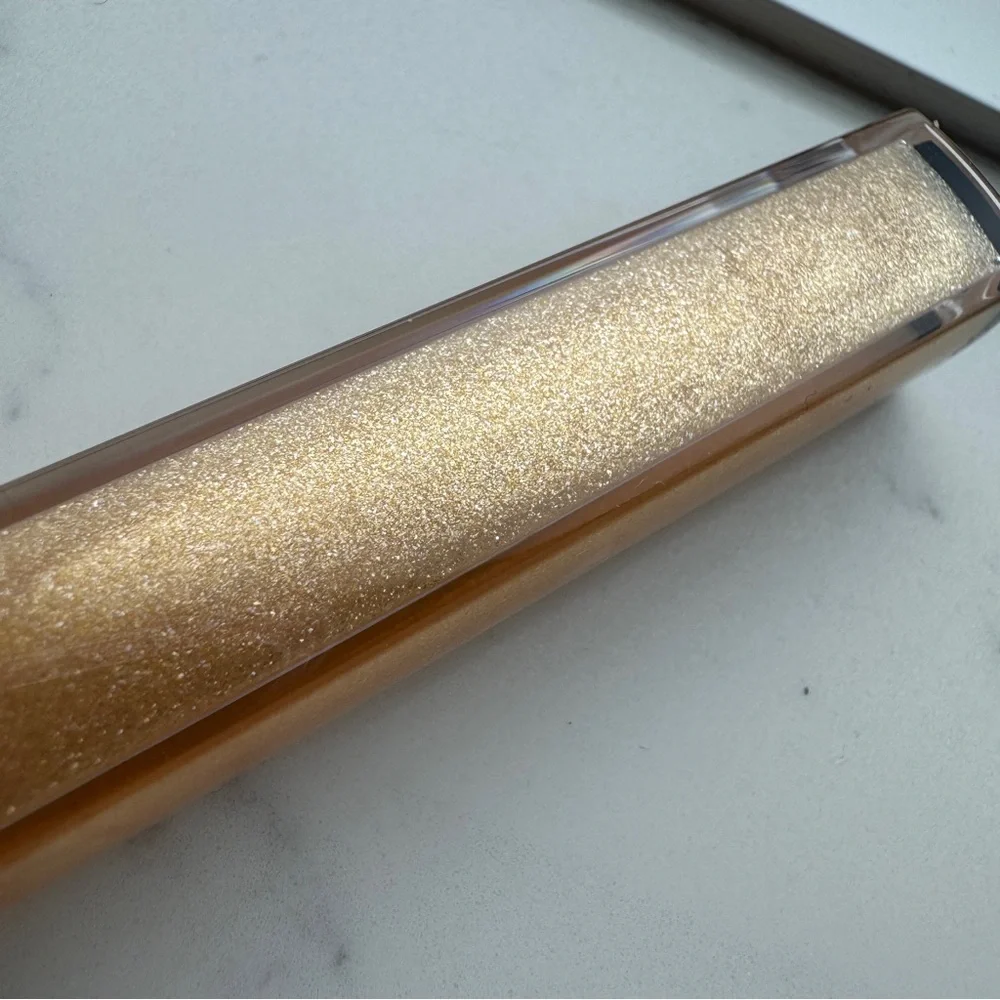 CHANEL Rouge Coco Gloss 774 - EXCITATION